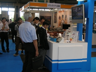 メカトロテックジャパン2011（MECT2011）展示会の様子3